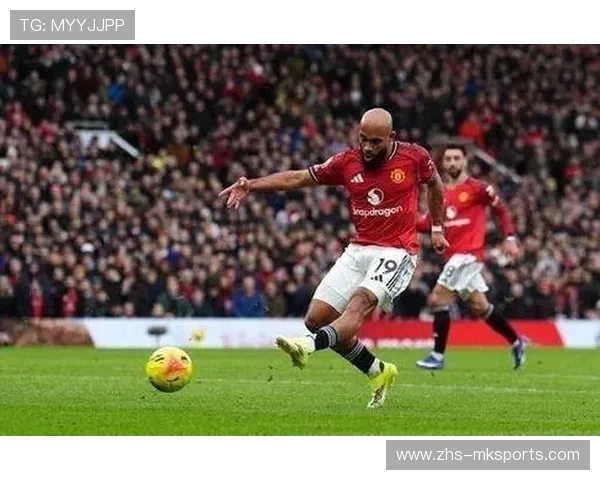 从七轮不败到四连胜，卡里克如何重塑曼联攻防体系