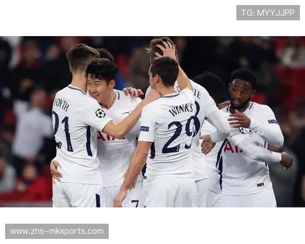 “纽卡斯尔联客场挑战卡拉巴赫，英超豪门面临客场考验”