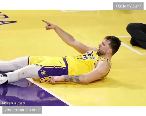 NBA官方公布新赛季流量前十球星，东契奇8.45亿居首