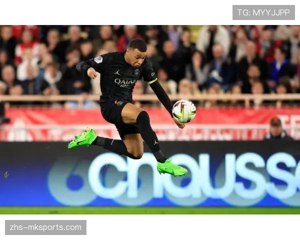 欧冠战果：巴黎圣日耳曼主场3-0完胜皇家社会，占据巨大晋级优势